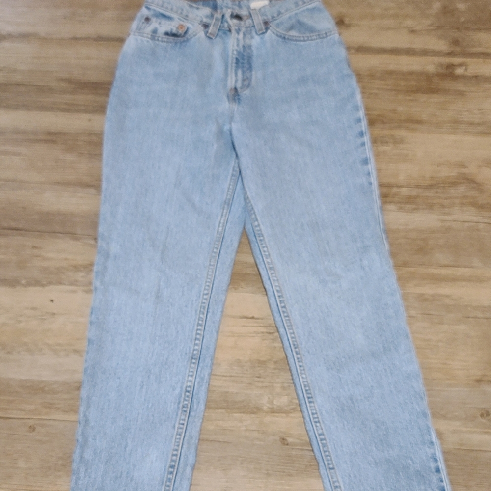 512 Levis